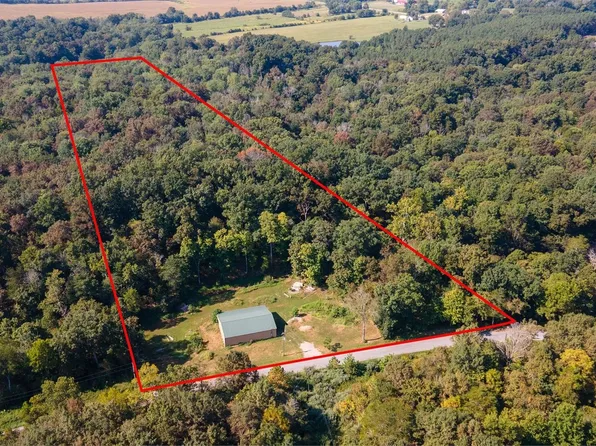 580 Belville Rd, New Burnside, IL 62967