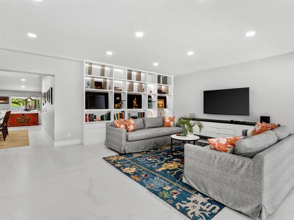 1410 Cleveland Rd, Miami Beach, FL 33141