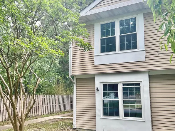 4193 Bluebird Dr, Waldorf, MD 20603