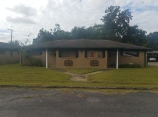 507 N 25th St, Nederland, TX 77627