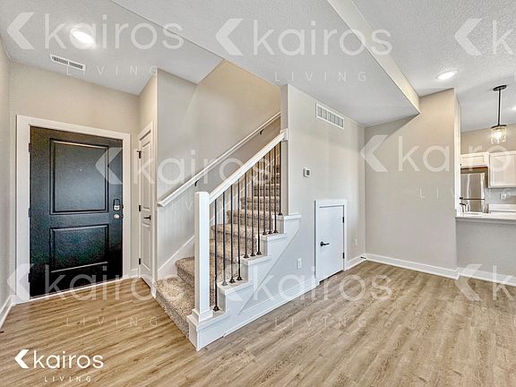 5th image of 6915 Bluebell Ct