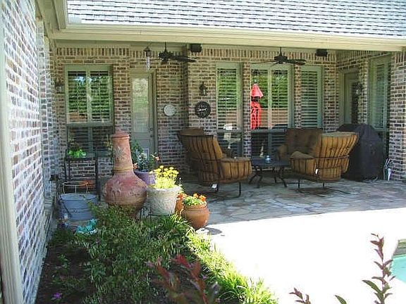 4th image of 7410 Waterfall Dr
