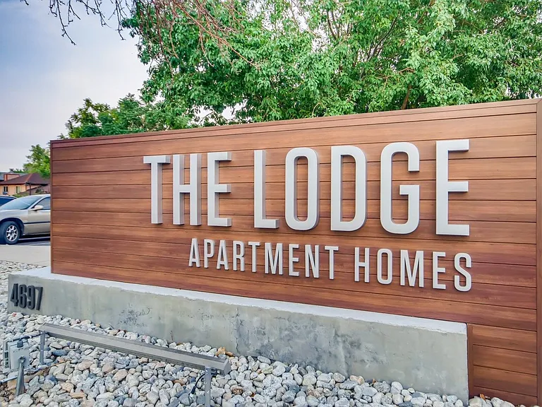 The Lodge — Photo 26
