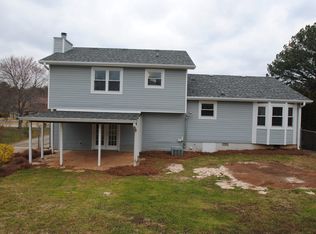 305 Edna Dr, Stockbridge, GA