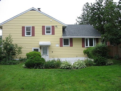 2nd image of 1216 Lorrain Ave