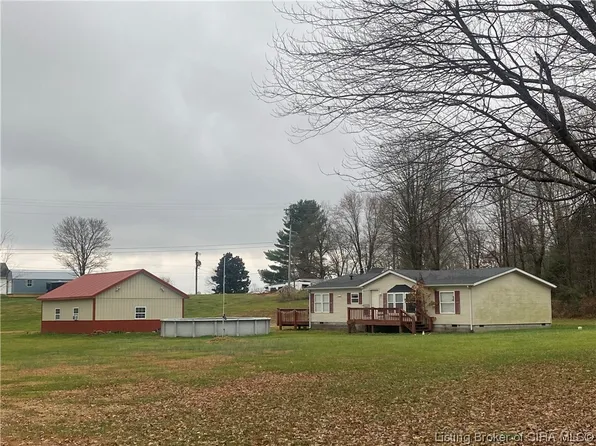 2411 Mercy Lane NE, Palmyra, IN 47164