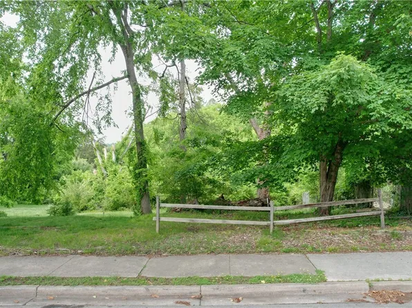 0 E 2nd St #298, Farmville, VA 23901