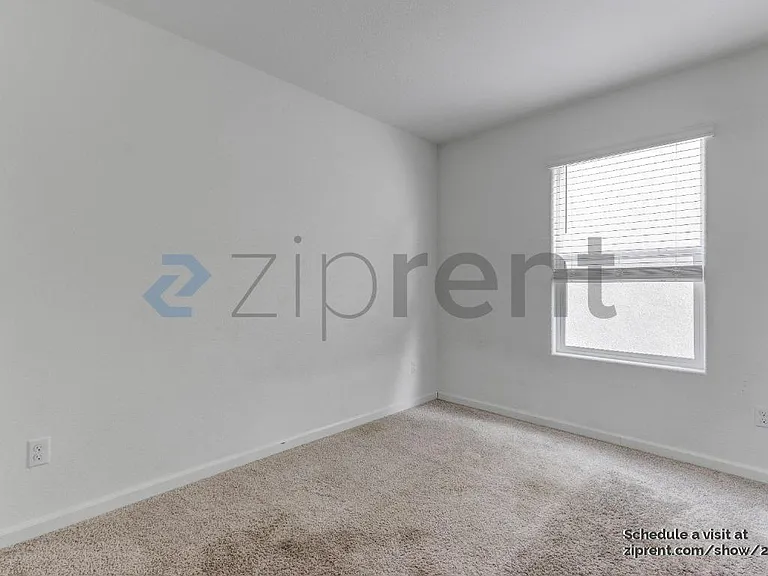 174 Sullivan Dr — Photo 10