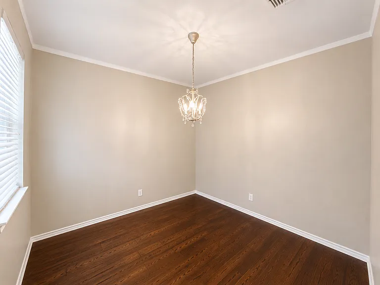 Flex Room