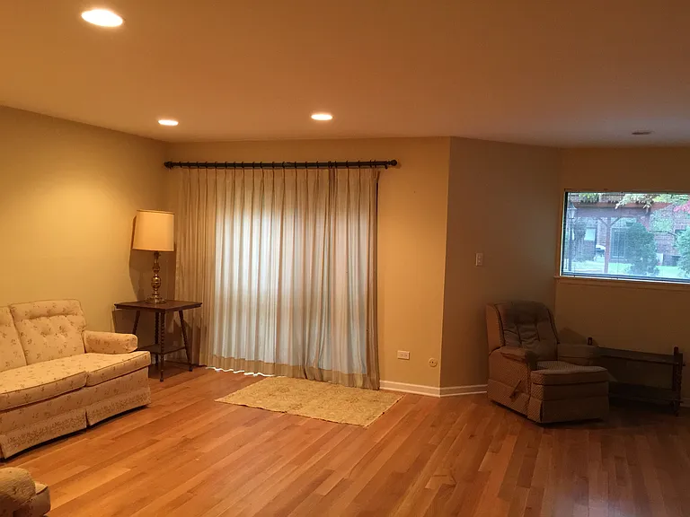 821 S Racine Ave #A — Photo 1