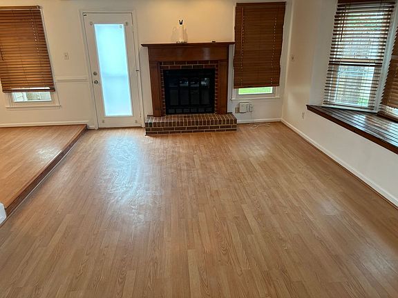 3rd image of 1516 Stonemoss Ct