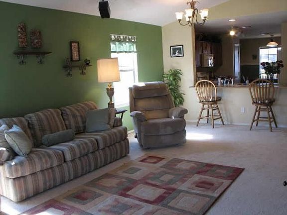 3rd image of 13962 W Maui Ln