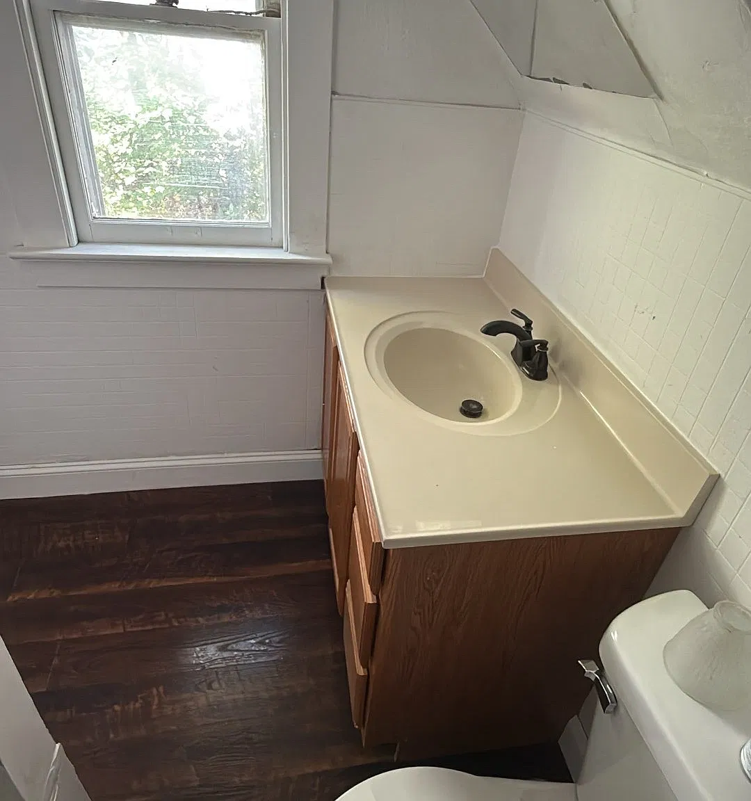 3 bed, 1287 sqft, $1,250 — Photo 1