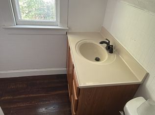 1904 W Michigan Ave, Saginaw, MI 48602
