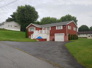 135 Buriak Rd, Johnstown, PA 15909