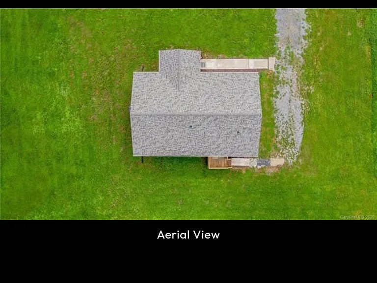 40 Eddie Dr — Photo 3