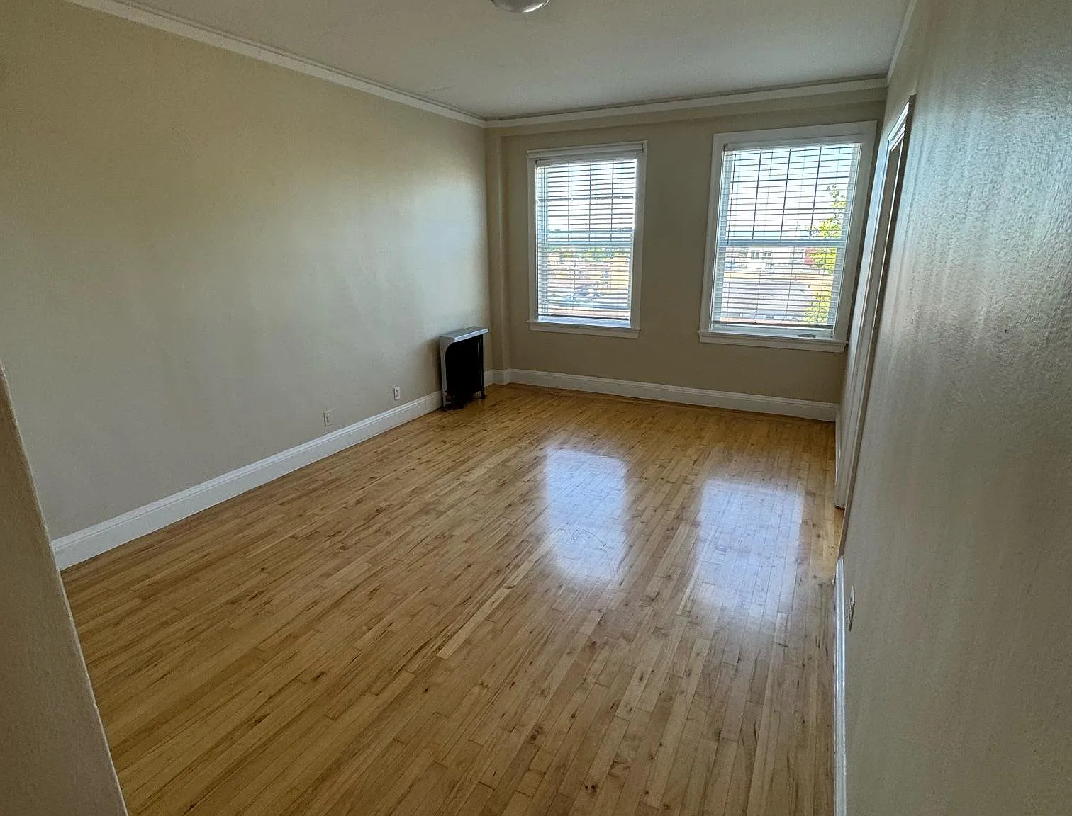 Picardo Arms Apartments — Photo 3