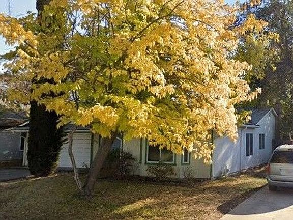 2nd image of 7600 Tierra Wood Way