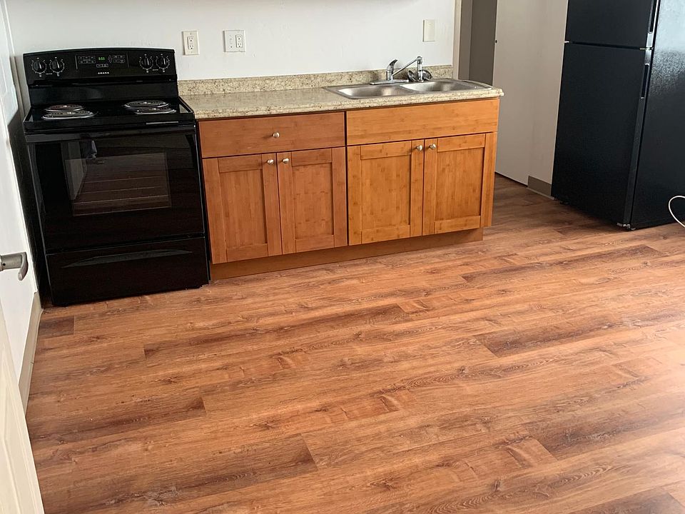 Kitchen with Bamboo cabinets, & full sized appliances