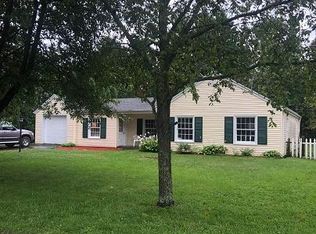 415 8th St, Kenosha, WI 53140