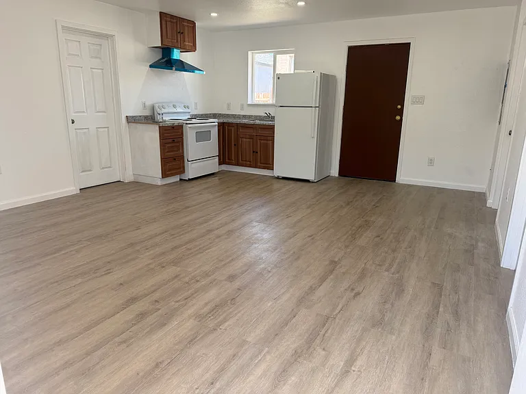 329 Tennyson Rd #327 — Photo 12
