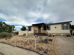 6712 Ruth Ave NE, Albuquerque, NM 87109