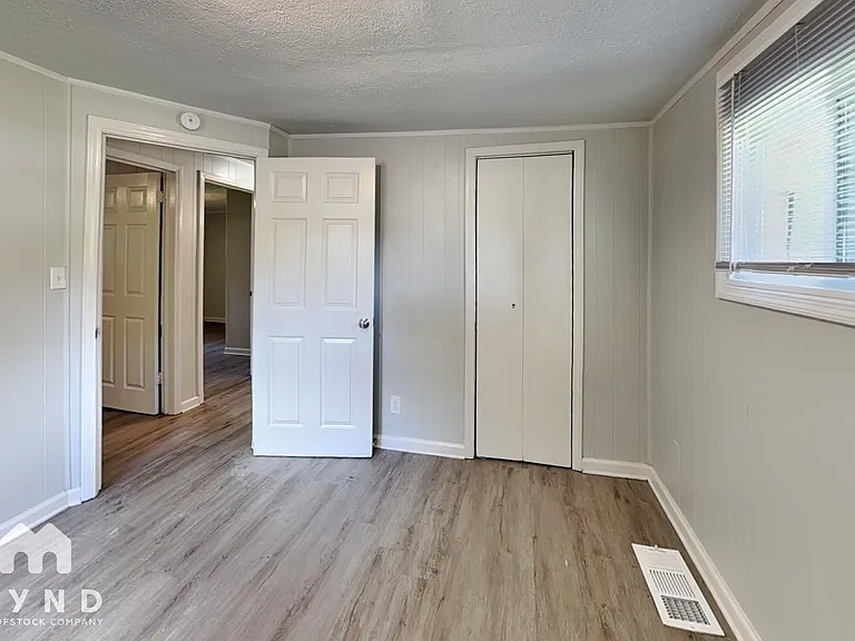 2380 Brackett Rd SW — Photo 11