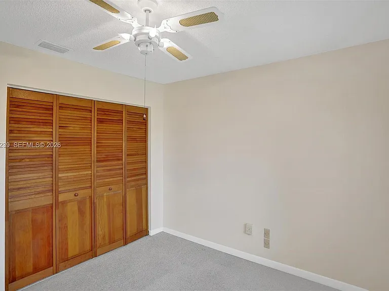 11529 SW 133rd Ter — Photo 13