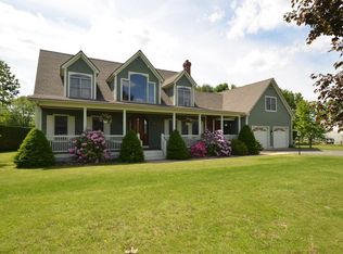 227 River Rd, Sunderland, MA 01375