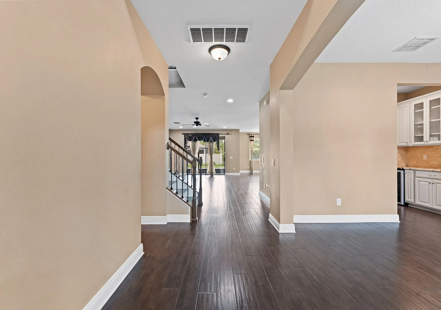 Stunning! 5 Bedroom + Huge Loft / 3 Bath / 2 Car Garage / Fully Fenced, Executive Home In Highly ... — Photo 4