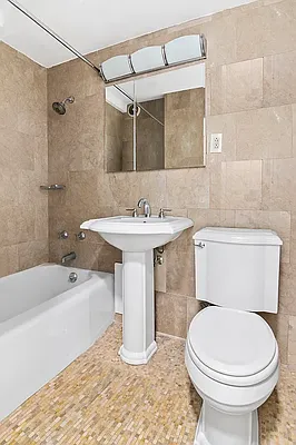 Rented by Compass | media 9