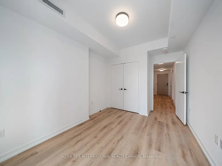 5 York Rd #911 — Photo 19