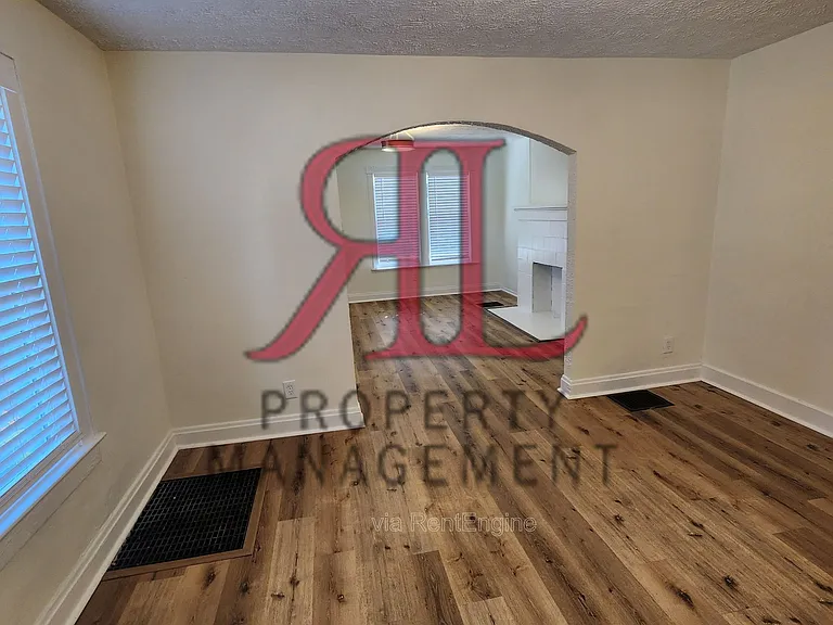 663 Ann St — Photo 10