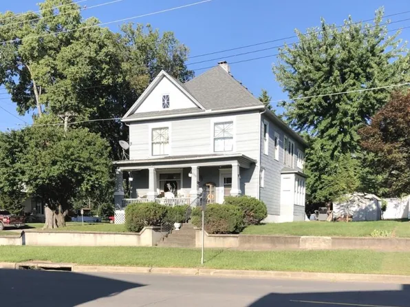 628 N Main St, Brookfield, MO 64628