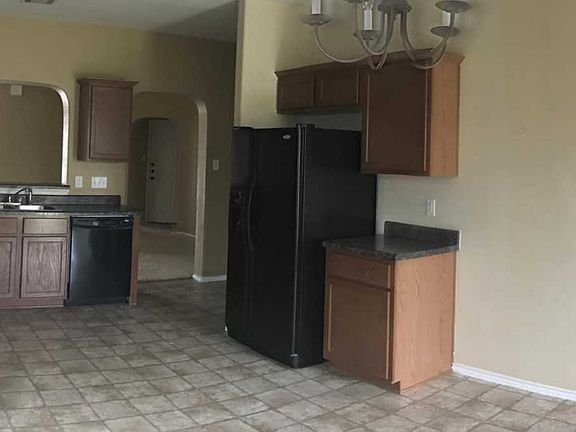 4th image of 5514 Lions Gate Ln