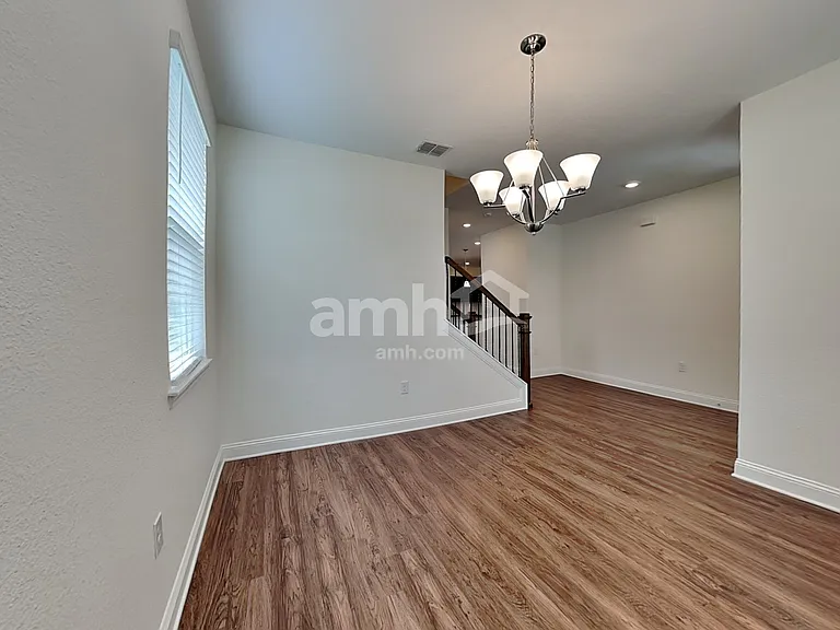 2986 Hill Valley Ln — Photo 6