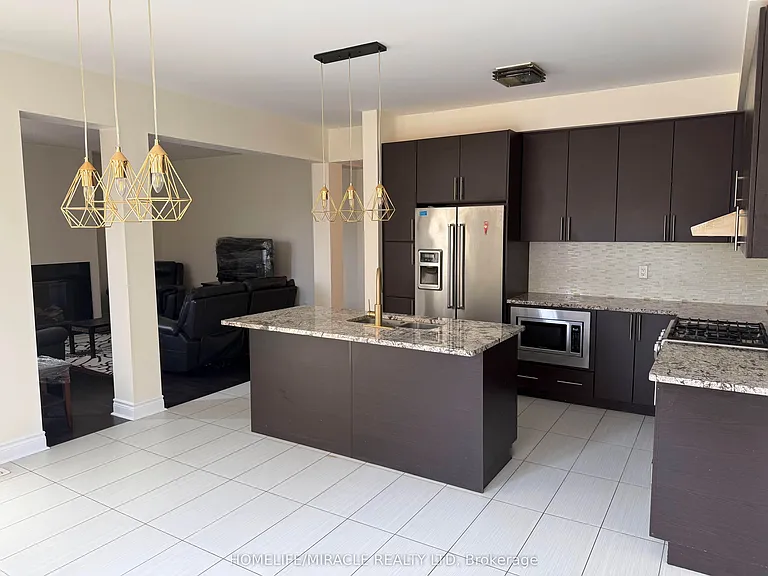 3 Elwin Rd — Photo 16