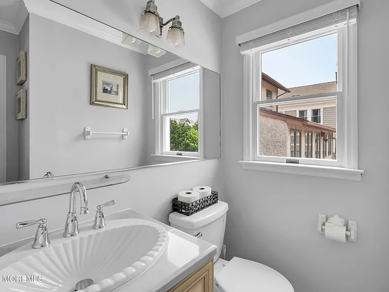 512 Main Ave #5 — Photo 7
