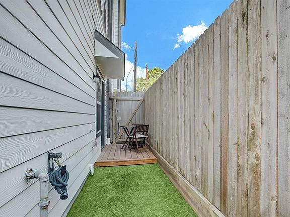 3rd image of 1334 Dian St Unit A