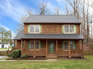 8308 Plum Grove Dr, Mechanicsville, VA 23111