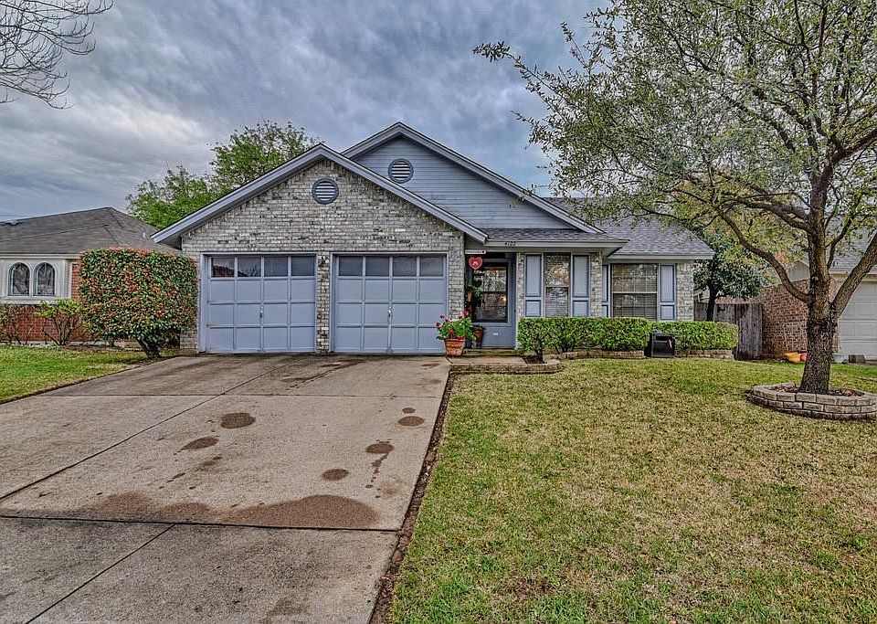 1st image of 4122 Meadow Park Dr