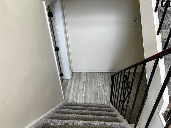 3rd image of 244 Saint Vincent St