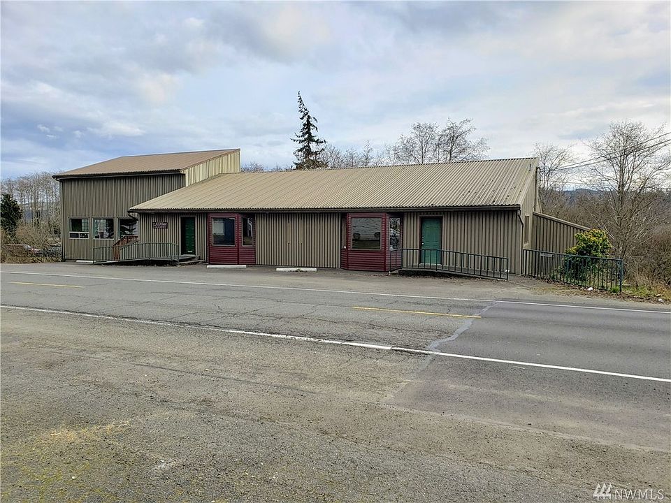 1st image of 633 E Pioneer Ave