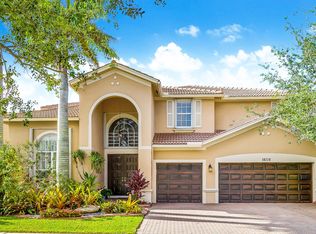 19226 N Hibiscus St, Fort Lauderdale, FL 33332