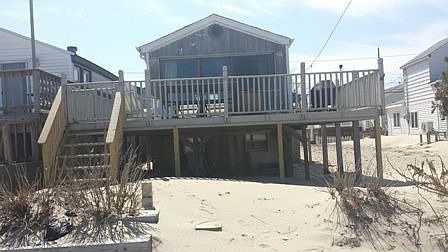 125 Bayside Ave, Breezy Point, NY 11697 | Zillow