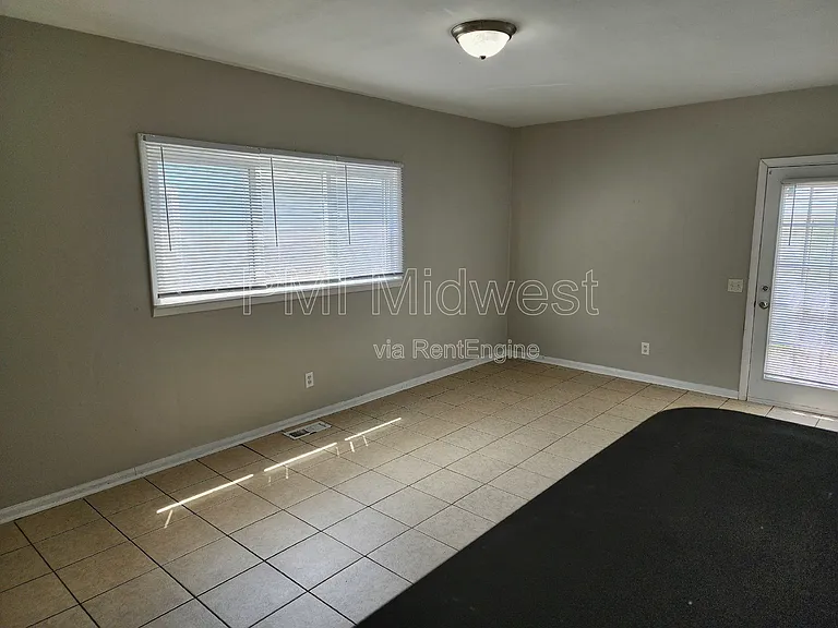 354 S Biltmore Ave — Photo 8