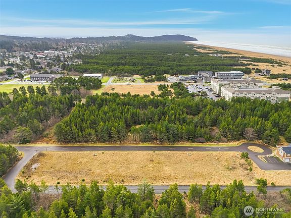 4th image of 6 7th Street SW