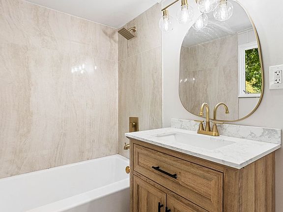 5th image of 161 W Hampton St