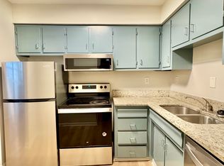 163 Lakeshore Dr #L1, Lexington, KY 40502