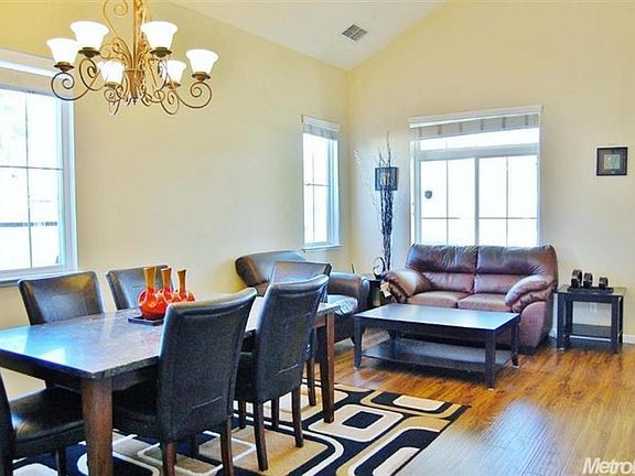 4th image of 9036 Barbaresco Cir